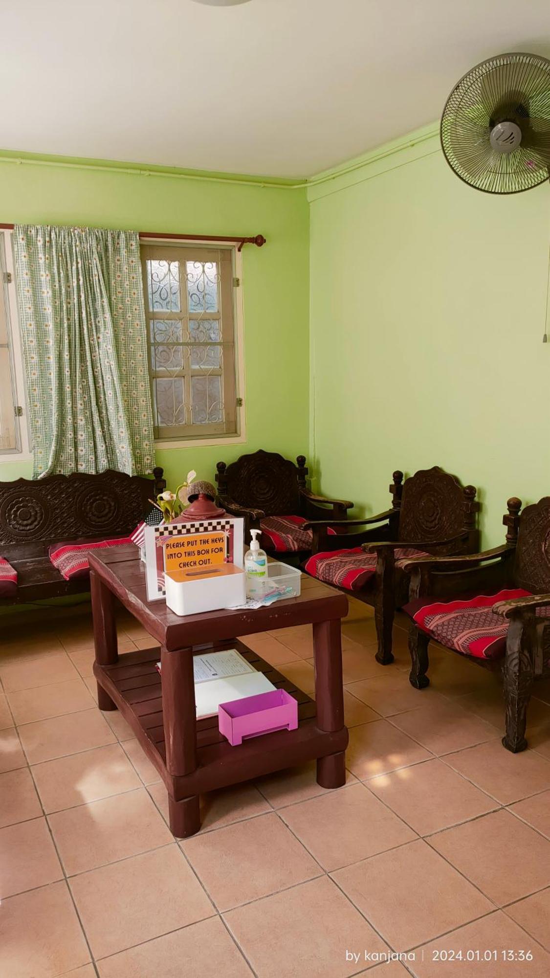 Home Stay At Tapae Csiangmaj Kültér fotó