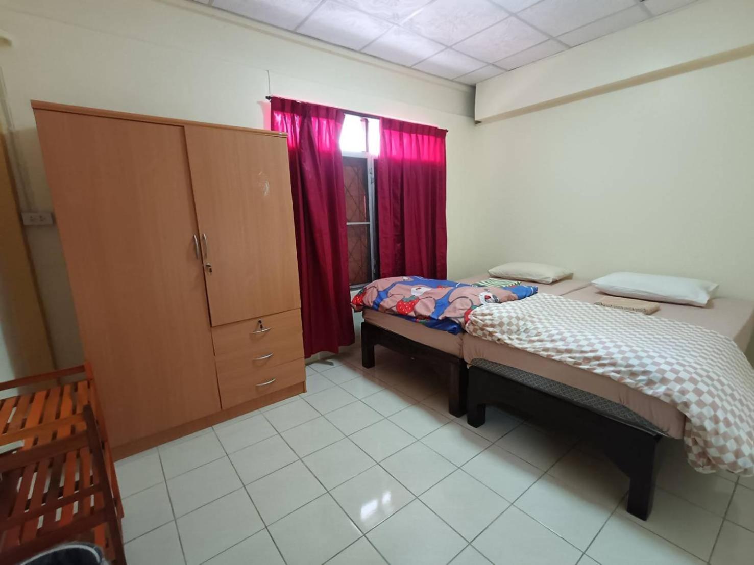 Home Stay At Tapae Csiangmaj Kültér fotó